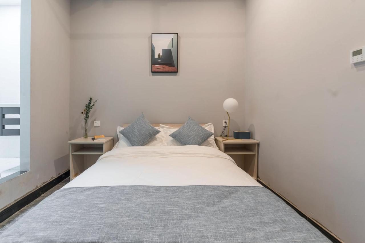 Pu Chun International Hostel -Yugarden & Old Town เซี่ยงไฮ้ ภายนอก รูปภาพ
