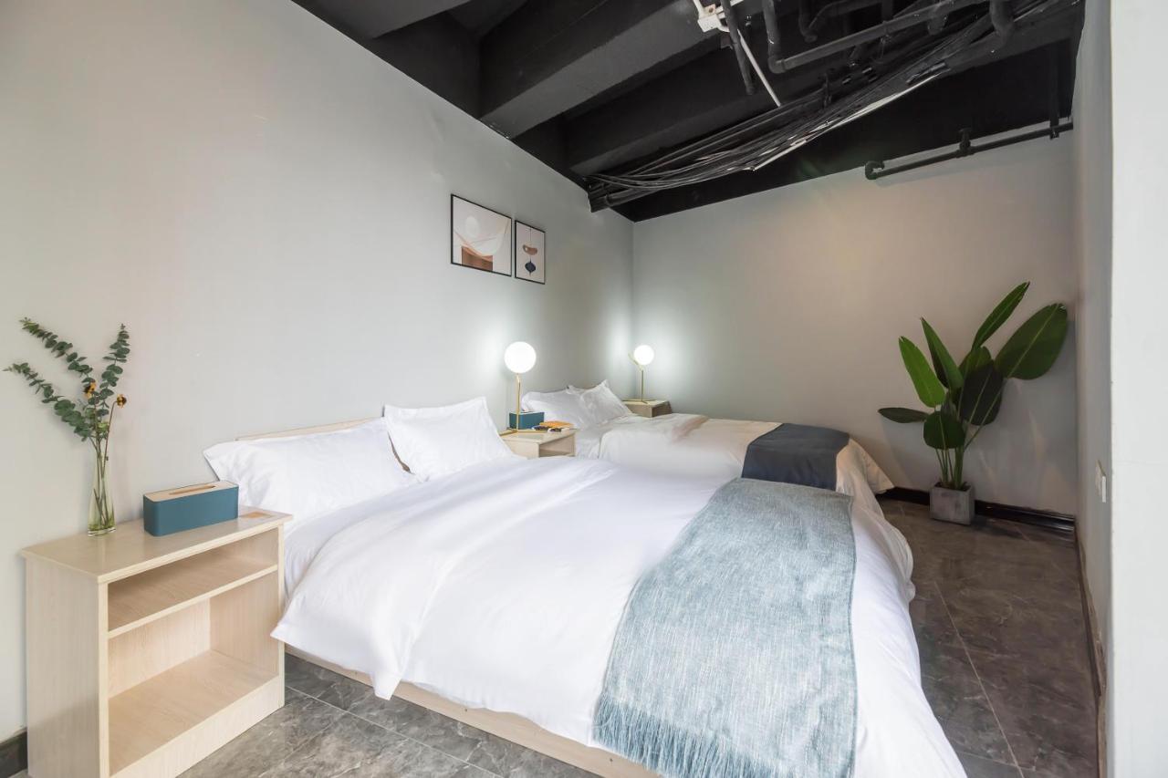 Pu Chun International Hostel -Yugarden & Old Town เซี่ยงไฮ้ ภายนอก รูปภาพ